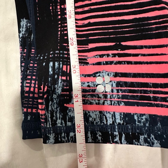 Sweaty Betty - Picture 4 of 4